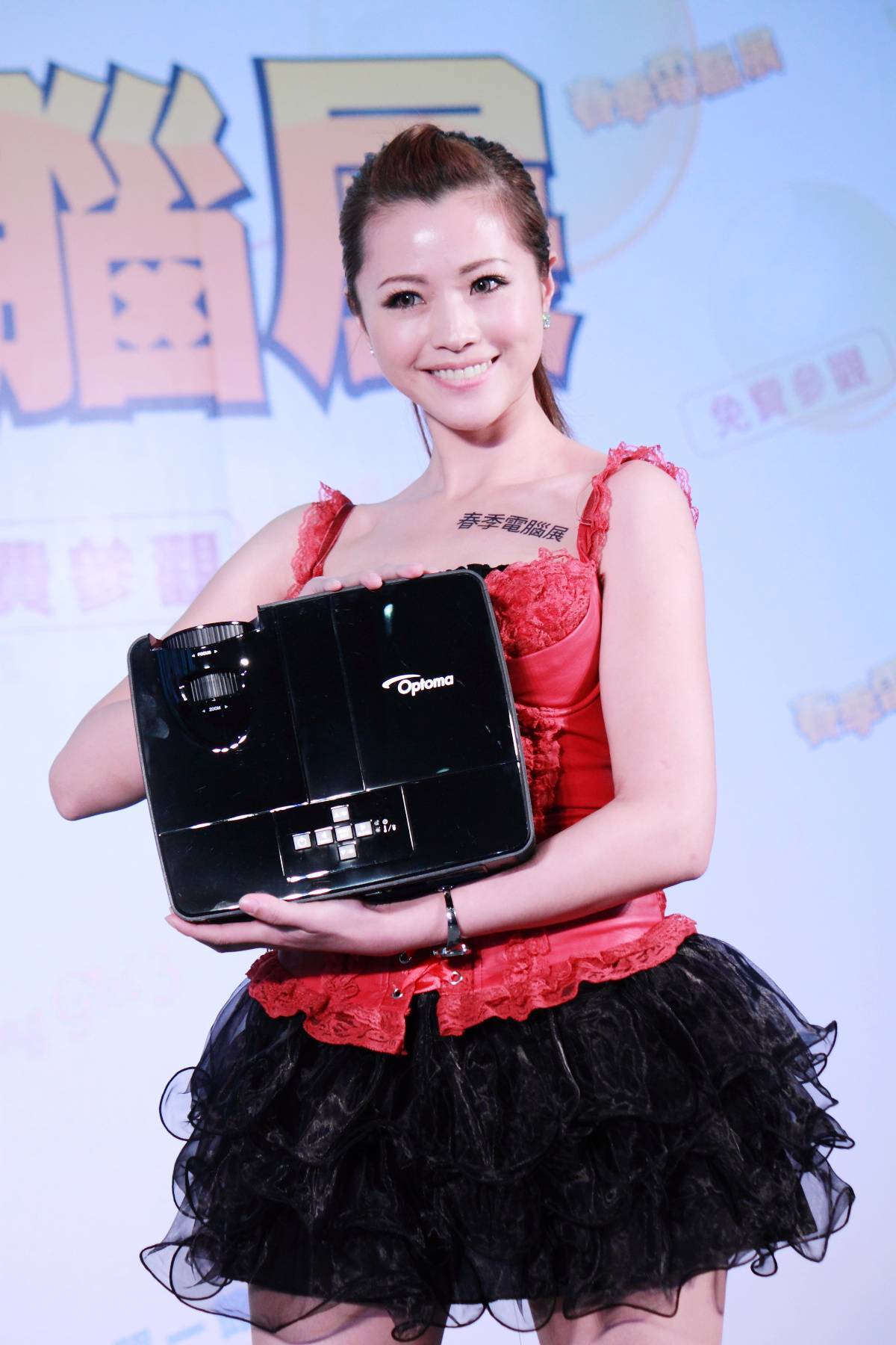 Photo of domestic beautiful models in Taipei 2012 spring computer show